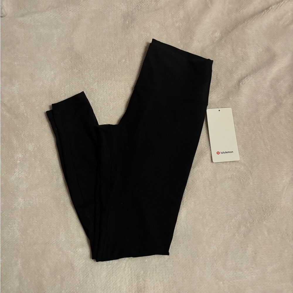 NWT Lululemon Wunder Train Hr Tight 28”